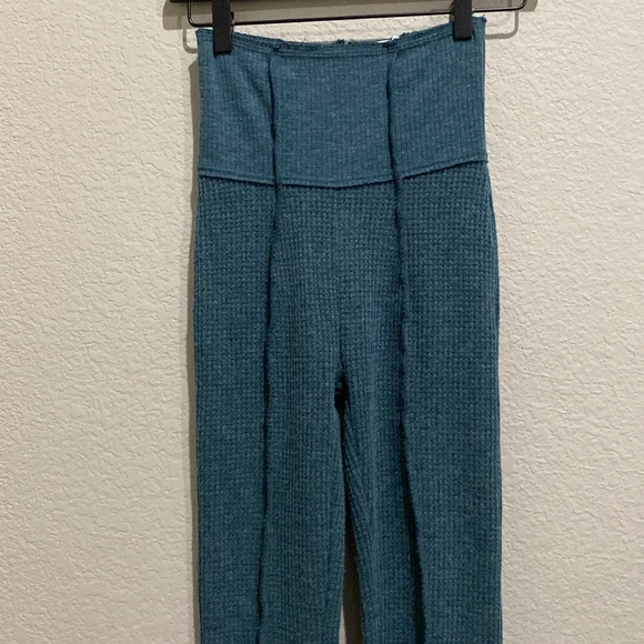 NWOT Urban Outfitters- Out From Under Bella Thermal High-Waisted Flare Pant - Picture 7 of 9